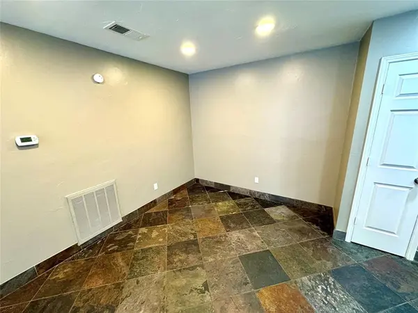 1331 Mission Street, Duncanville, TX 75137