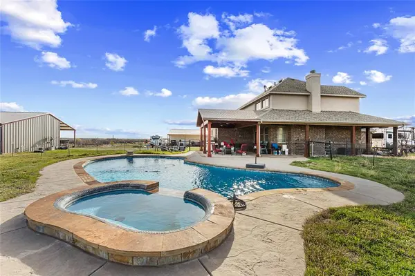 10550 Jackson Road, Krum, TX 76249