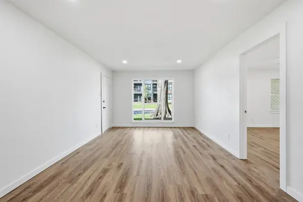 4816 Amesbury Drive #128, Dallas, TX 75206