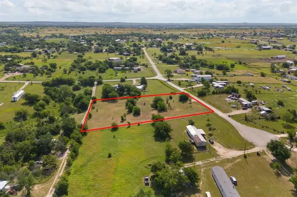 5808 Crest Road, Joshua, TX 76058