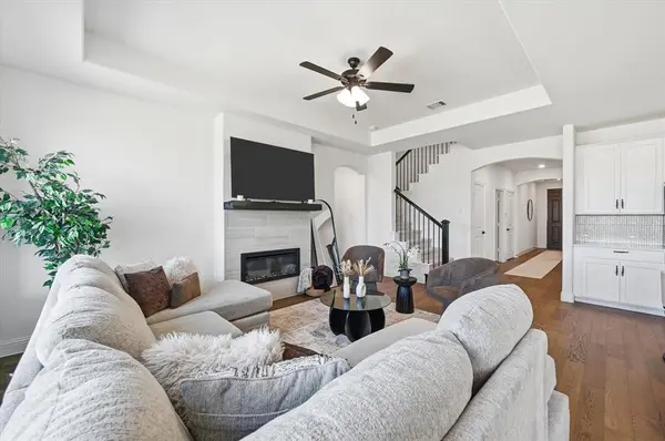 7315 Prairieside Trail, Prairie Ridge, TX 76084