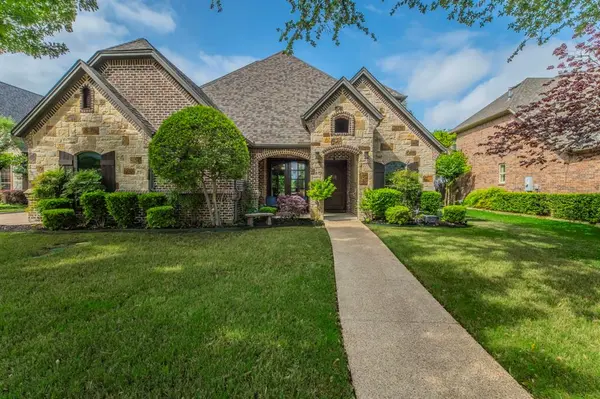 406 Waterlane Drive, Mansfield, TX 76063