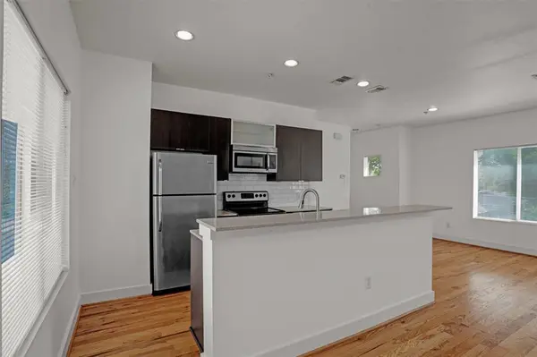 111 N Merrill Avenue, Duncanville, TX 75116