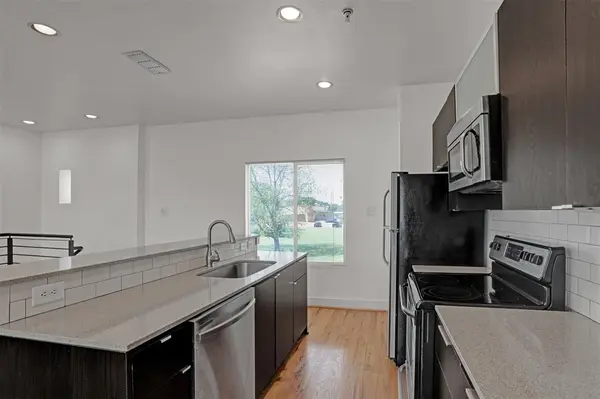 111 N Merrill Avenue, Duncanville, TX 75116