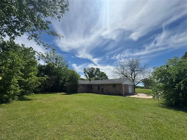 10344 County Road 2404, Tool, TX 75143
