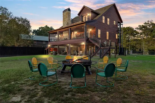 742 Private  Road 7219, Jefferson, TX 75657