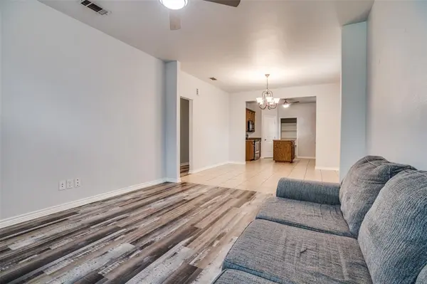 1503 Cherry Street, Gainesville, TX 76240