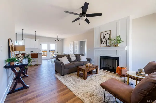 10528 Leesville RD, Lynch Station, VA 24571