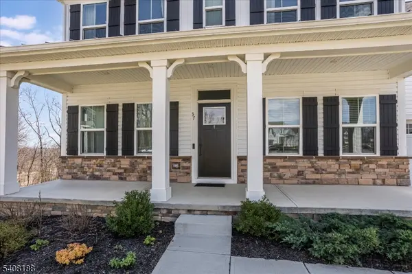 37 Esposito Ln, Roxbury Twp., NJ 07850