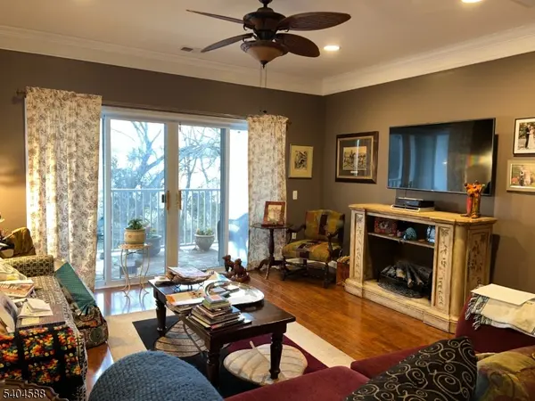 5211 Chesterwood Way, Franklin Twp., NJ 08873