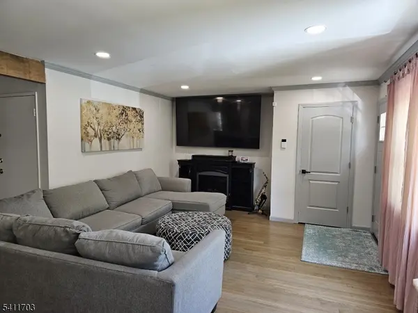 318 Hillside Ave, Boonton Town, NJ 07005