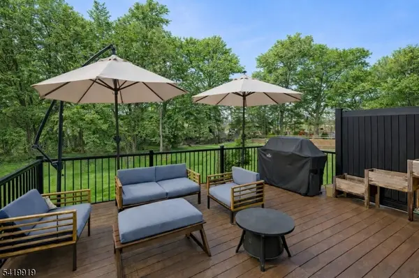 27 Brambling Road Carriages, Berkeley Heights Twp., NJ 07922