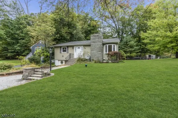 55 Orchard Dr, Vernon Twp., NJ 07462