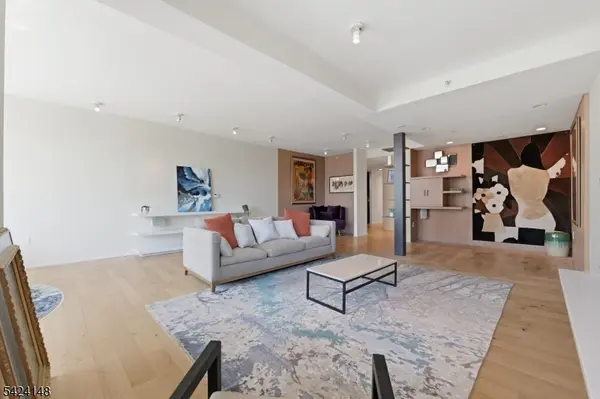 1008 Hudson Park, Edgewater Boro, NJ 07020