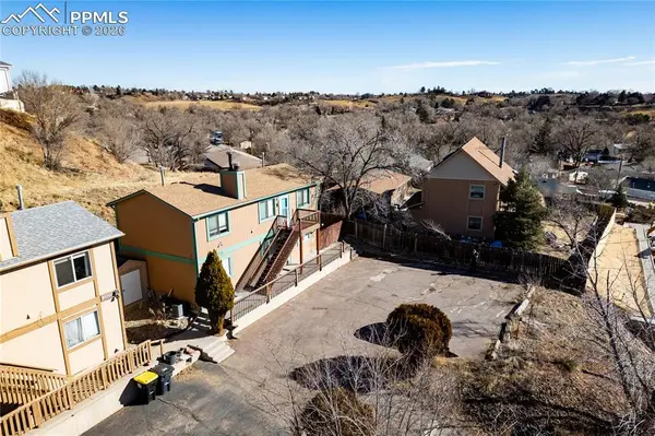 2516 Glen View AVE, Colorado Springs, CO 80904