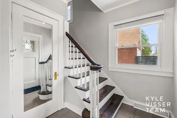 1055 Benjamin AVE SE, City Of Grand Rapids, MI 49506