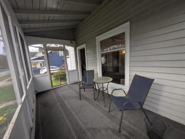 301 W Washington ST, Greenville, MI 48838