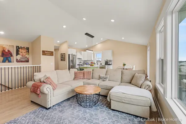 703 140th AVE, Leighton Twp, MI 49348