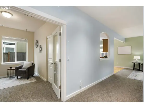 2527 PARK VIEW DR, Eugene, OR 97408