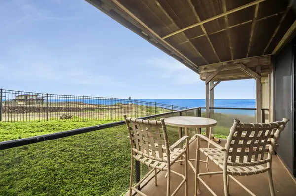 1661 PEE RD #IIC205, Koloa, HI 96756