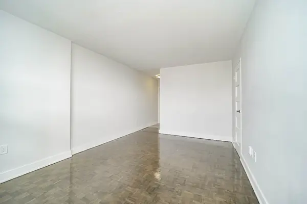 1500 Bathurst ST #701, Toronto C03, ON M5P 3L3