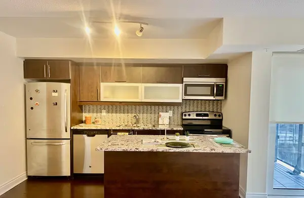 28 Ted Rogers WAY #405, Toronto C08, ON M4Y 2J4