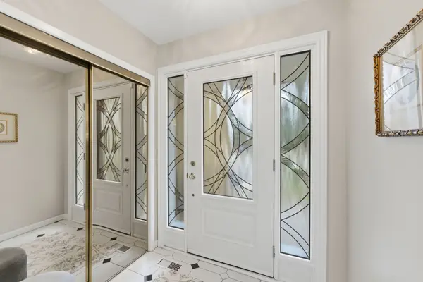 22 Marathon CRES, Toronto C07, ON M2R 2L7