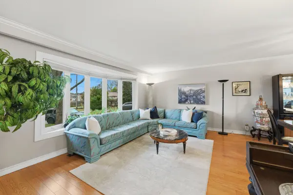 22 Marathon CRES, Toronto C07, ON M2R 2L7