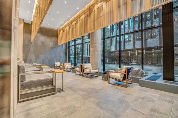 89 Church ST #2807, Toronto C08, ON M5C 0B7