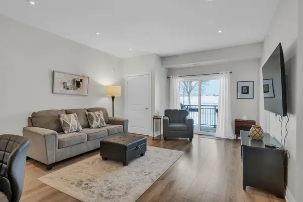 299 Cundles RD E #110, Barrie, ON L4M 5J7