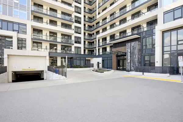 3200 William Coltson AVE #1302, Oakville, ON L6H 7W6