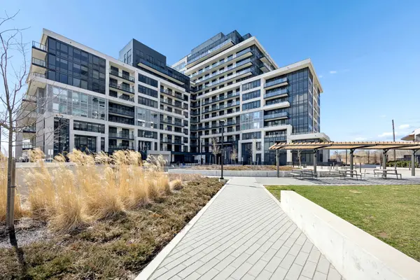 3200 William Coltson AVE #1302, Oakville, ON L6H 7W6
