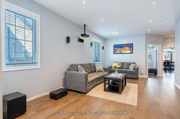 10 Spokanne ST, Brampton, ON L6R 4A2