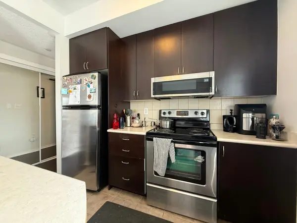 5150 Winston Churchill BLVD #303, Mississauga, ON L5M 0P1