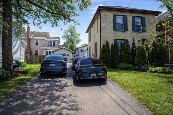 350 PARKHILL RD W, Peterborough, ON K9L 1C3