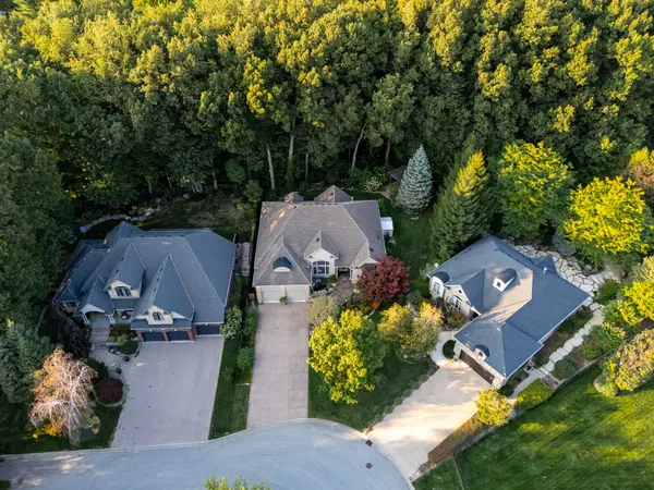 15 Mansfield DR, Pelham, ON L0S 1C0