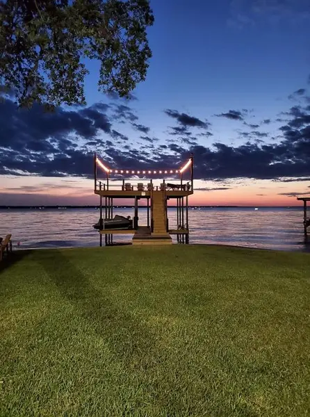 136 Harbor Drive, Gun Barrel City, TX 75156