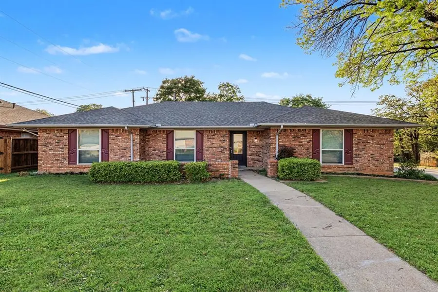 4900 Ridgeline Drive, Arlington, TX 76017