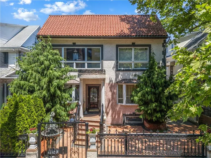 21 87th ST, Brooklyn, NY 11209