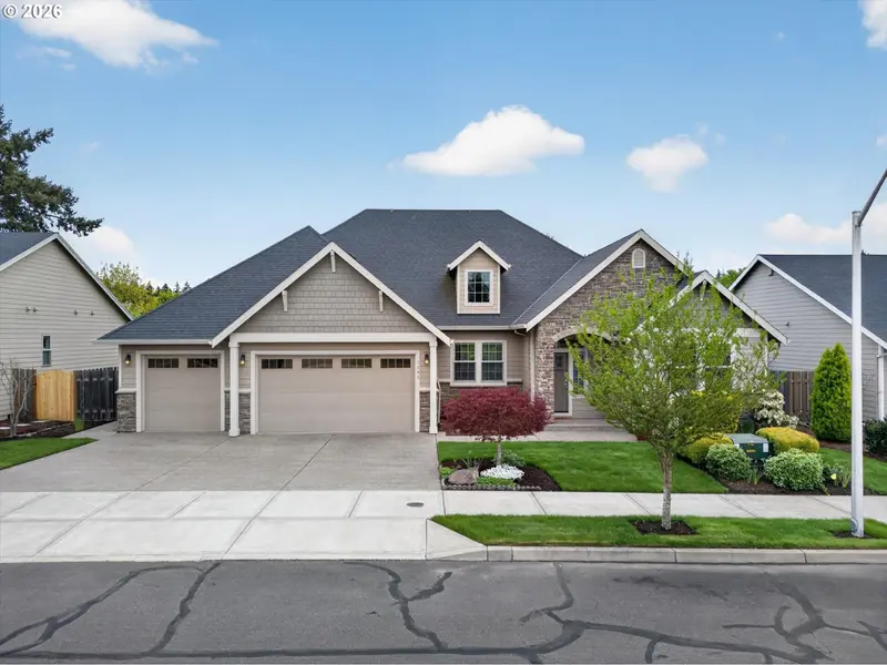 1646 N PLUM CT, Canby, OR 97013