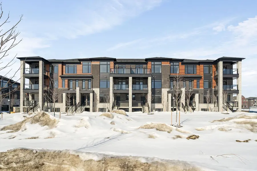 13 Vibrant WAY #37F, Caledon, ON L7C 1Z9