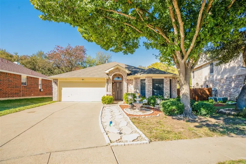 905 Mill Spring Drive, Garland, TX 75040
