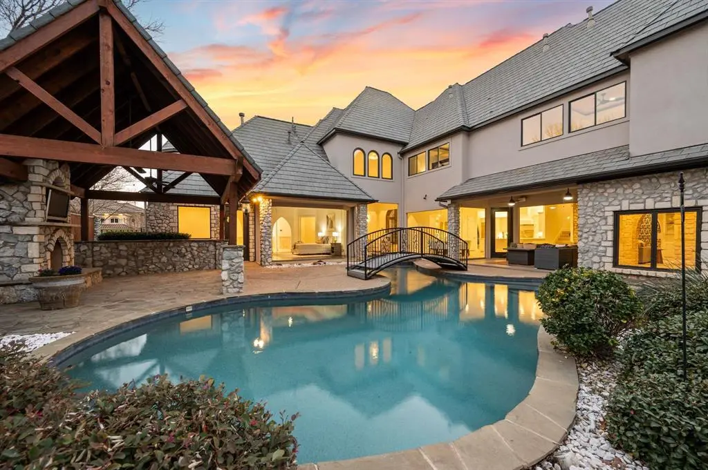 5613 Versailles Court, Colleyville, TX 76034