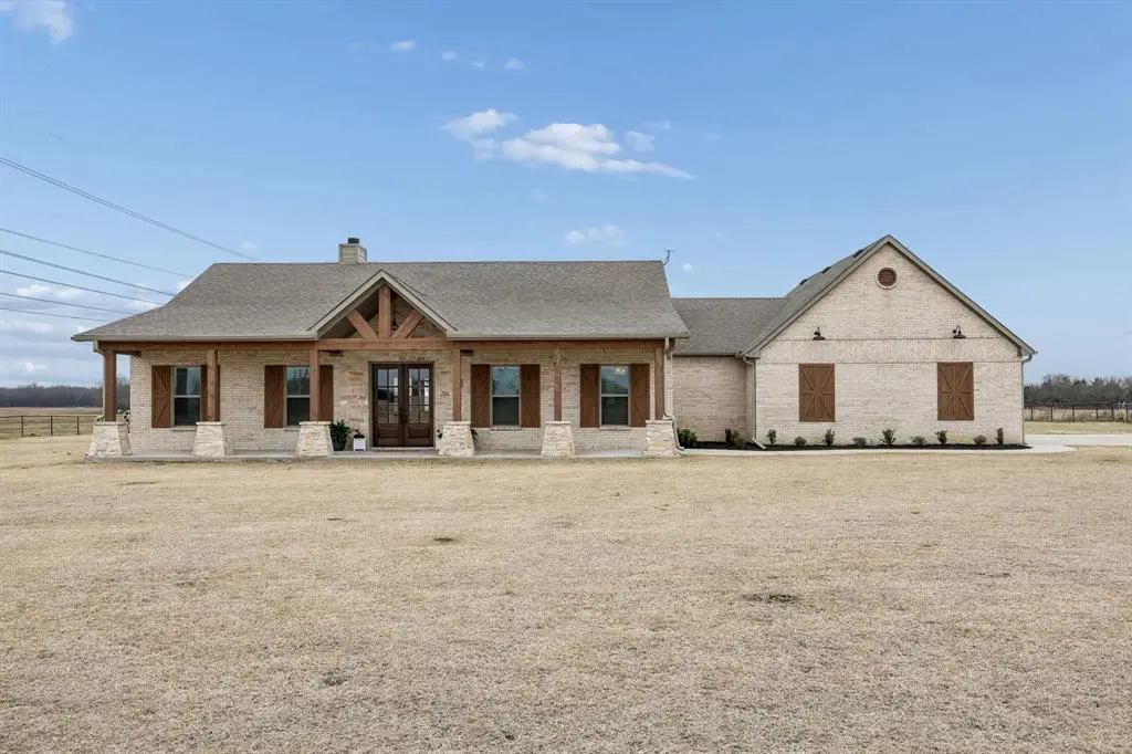 20450 County Road 637, Nevada, TX 75173