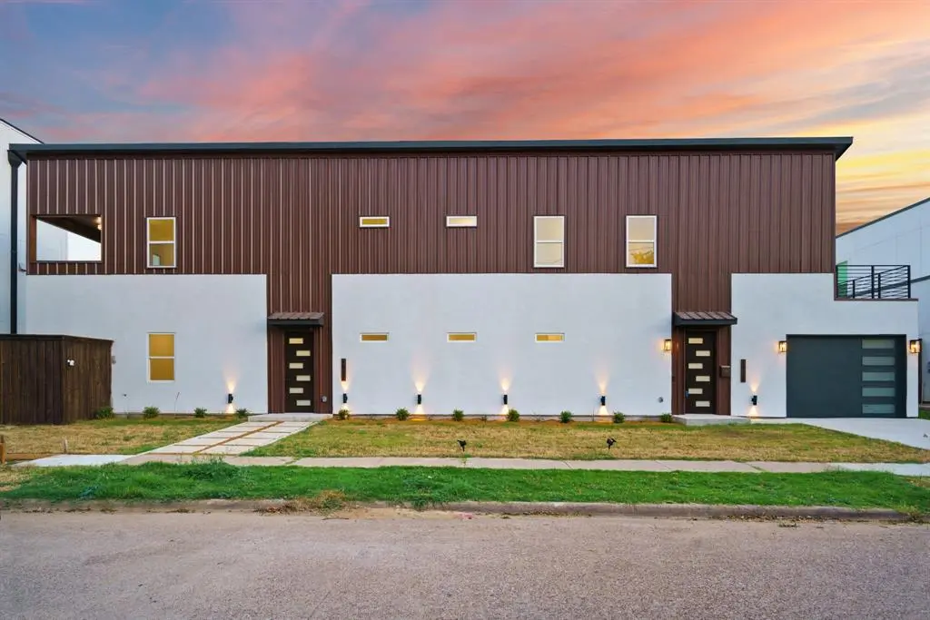 1928 Pueblo Street, Dallas, TX 75212