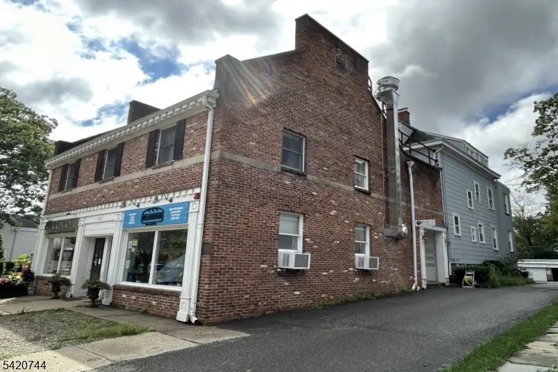 206 Bellevue Ave, Montclair Twp., NJ 07043