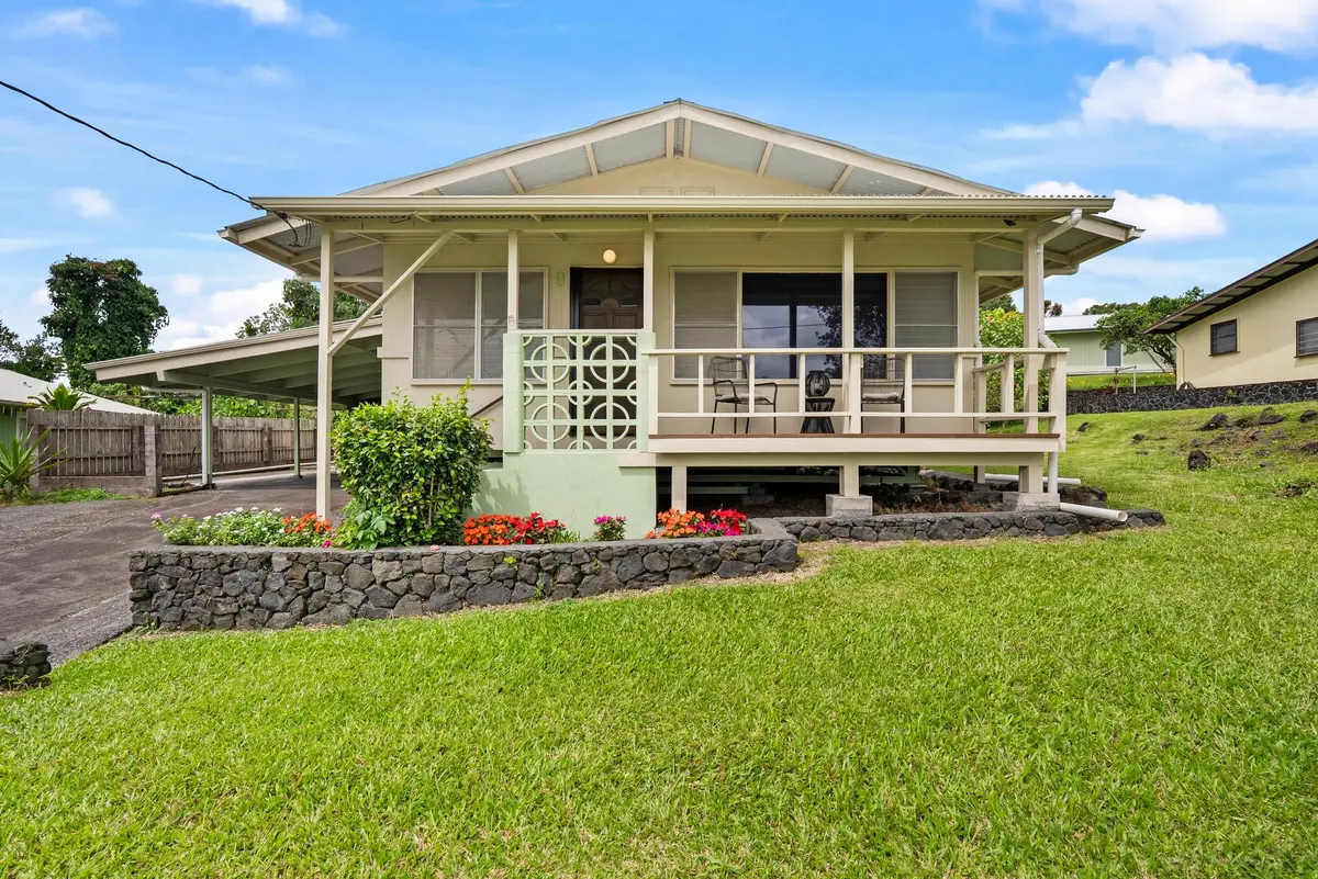 9 HOKULANI ST, Hilo, HI 96720