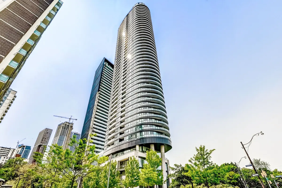 585 Bloor ST E #415, Toronto C08, ON M4W 0B3