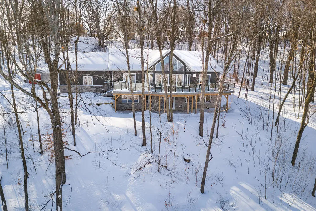 731 Usborne ST, Mcnab/braeside, ON K0A 1G0