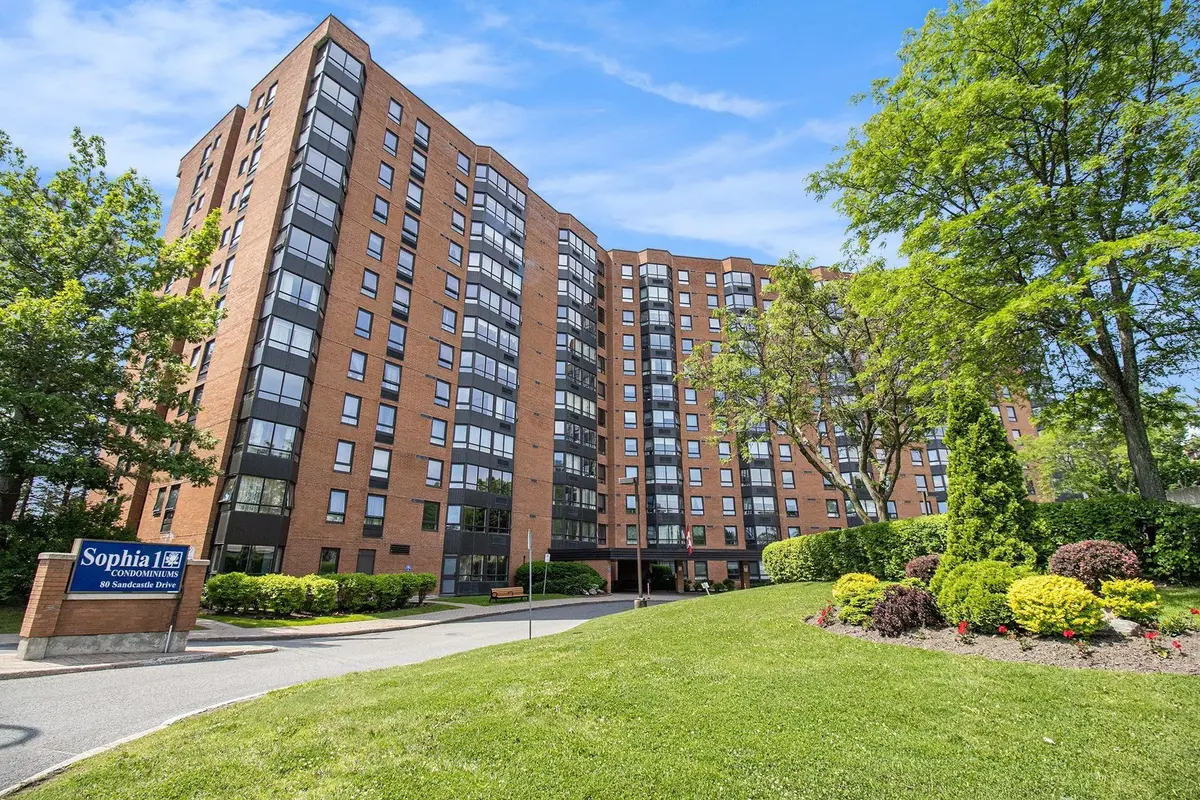 80 Sandcastle DR #616, South Of Baseline To Knoxdale, ON K2H 9E7